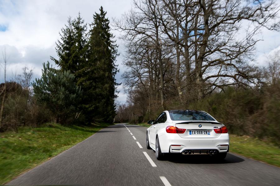  BMW M4 Coupe Tour Auto Edition (F82) 2016 года  (FR) (фото 18 из 19)